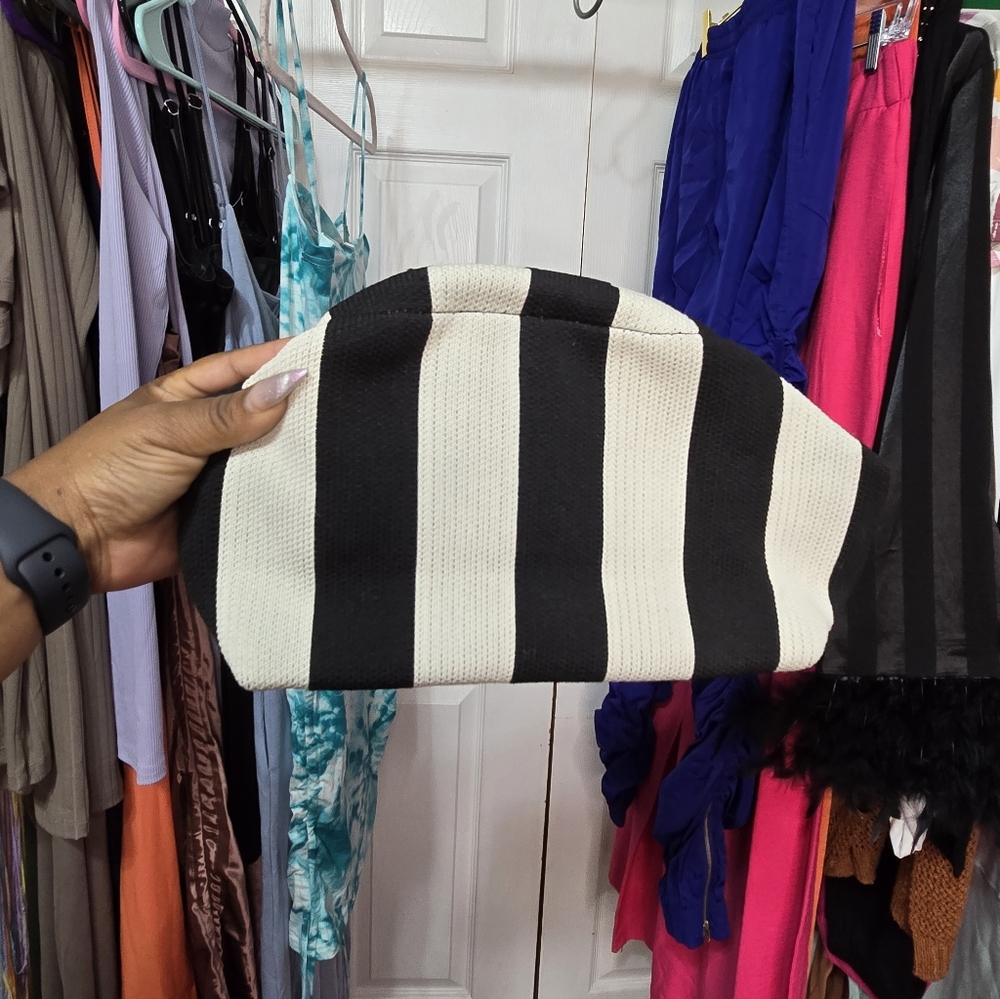 Elegant Striped Cosmetic Bag